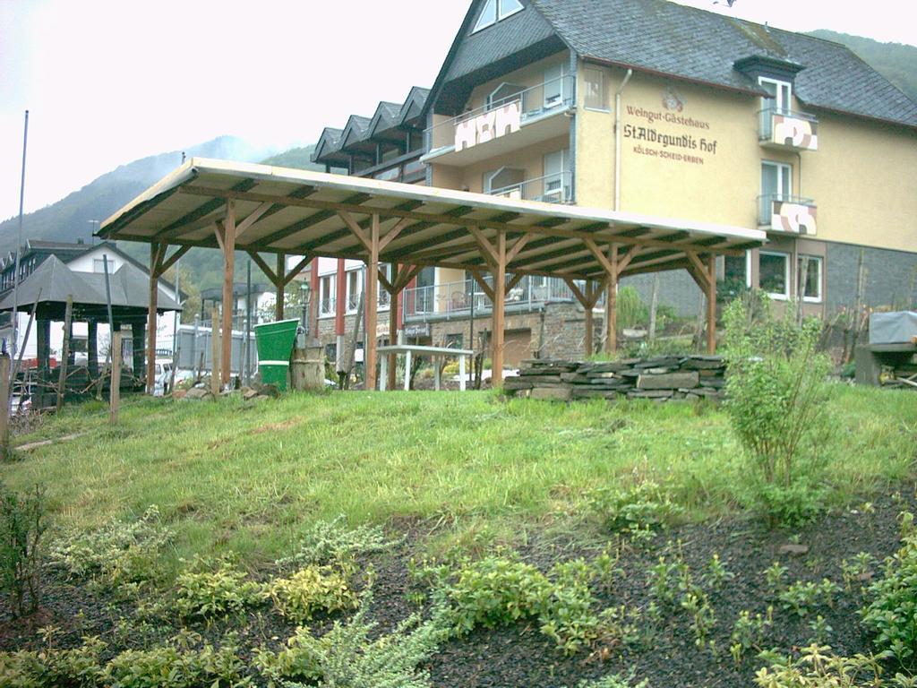 Wein- Und Gaestehaus St. Aldegundishof Sankt Aldegund Exterior photo